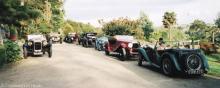 Tailored services for your wedding: vintage cars, carriages, etc.